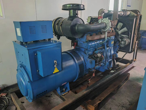 清苑100kW柴油发电机组使用多级机油有哪些优缺点？